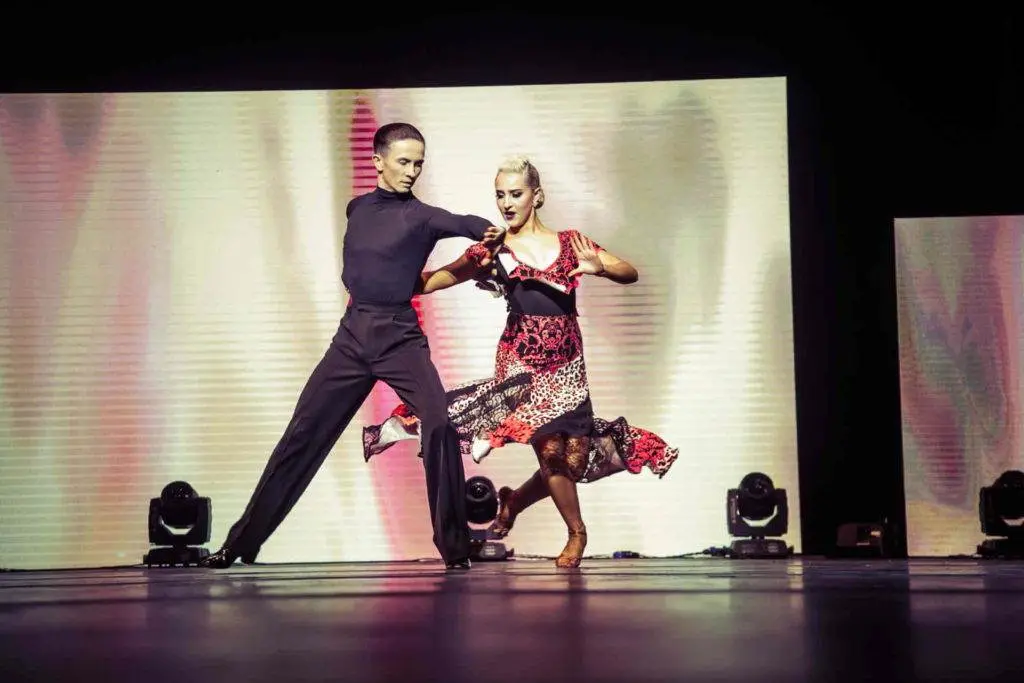 Couple Dance